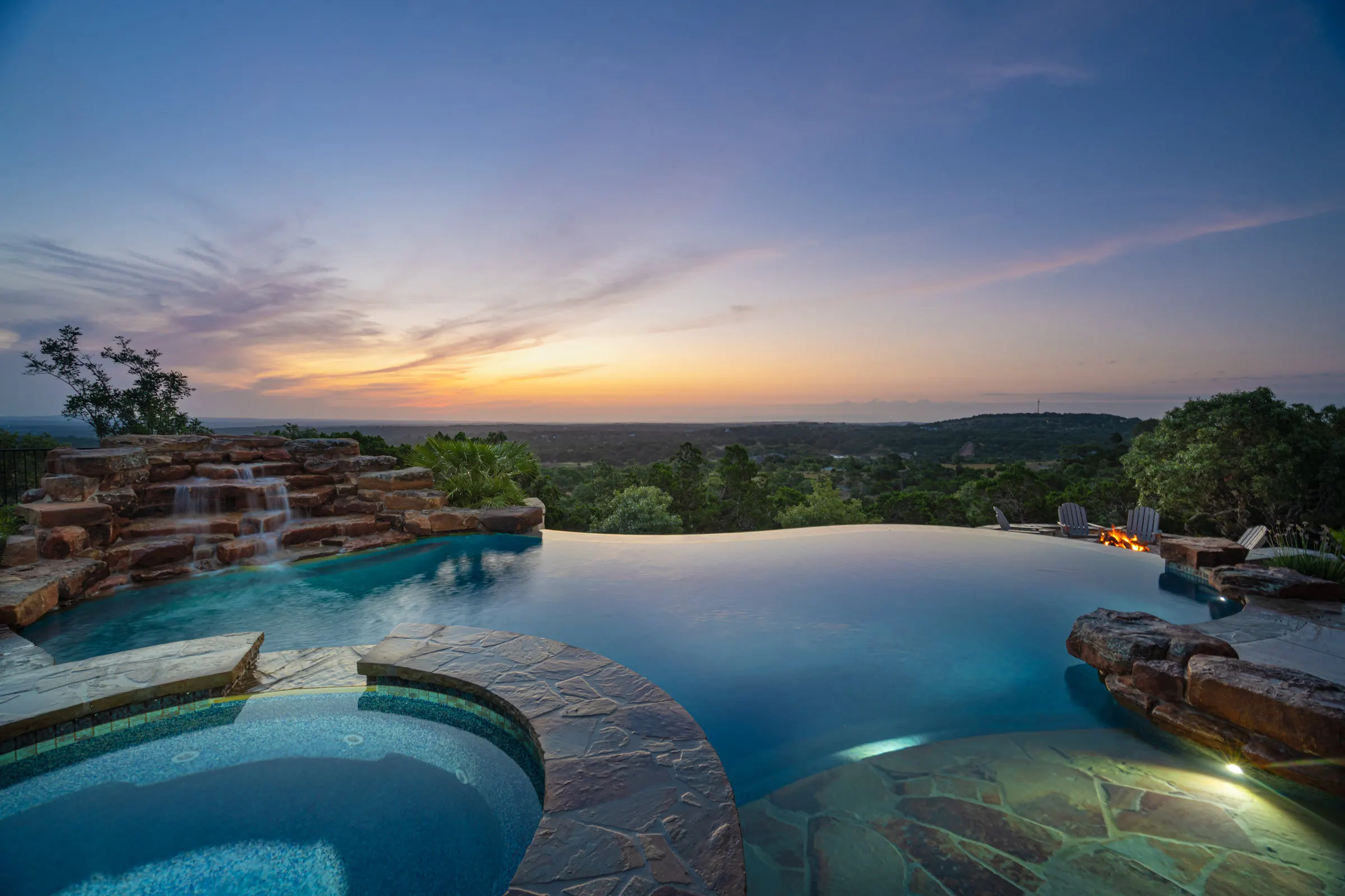 Free-Form Vanishing Edge & Beach Entry, Boerne, TX