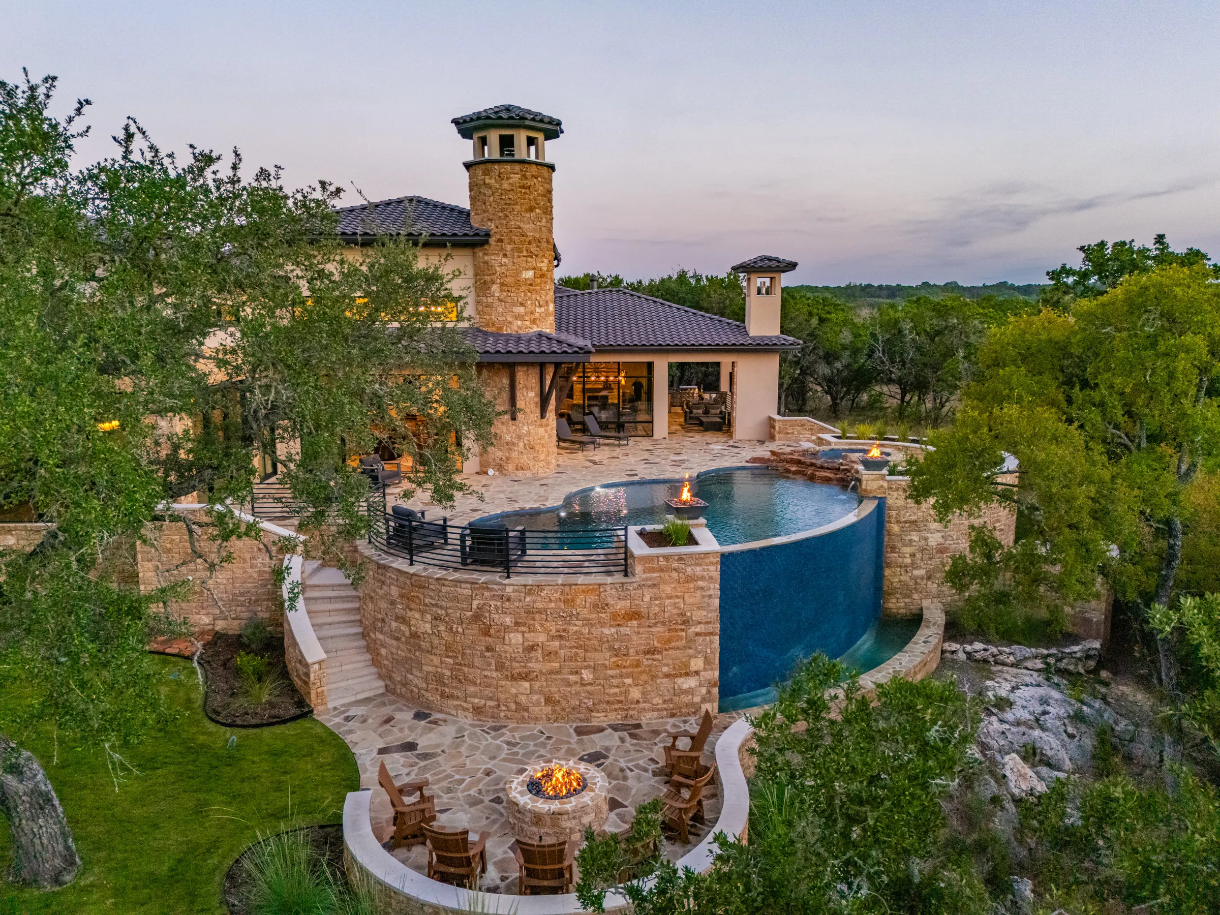 Resort-Style Vanishing Edge, Boerne, TX